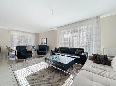 Maison traditionnelle - 160 m² - 6 pièces