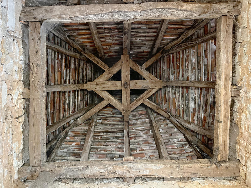 Maison - 280 m² - 8 pièces