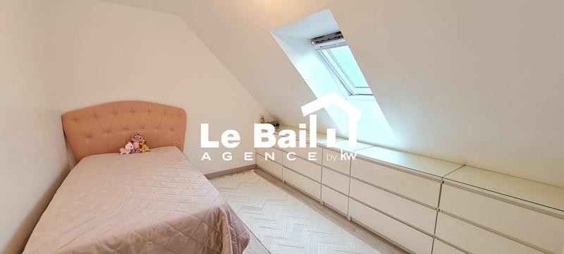 Maison - 228 m² - 8 pièces