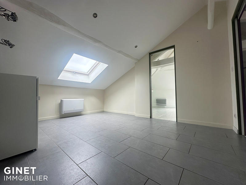 Appartement - 120 m² - 3 pièces