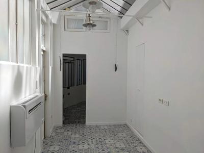 Bureau - 23 m² - 2 pièces