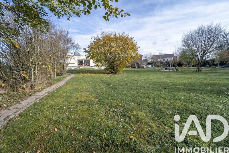 Maison - 190 m² - 9 pièces