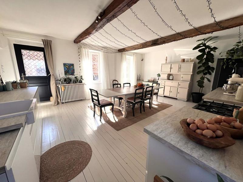 Maison - 162 m² - 7 pièces