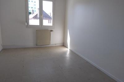Appartement - 79 m² - 4 pièces