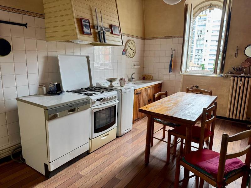 Appartement - 138 m² - 4 pièces