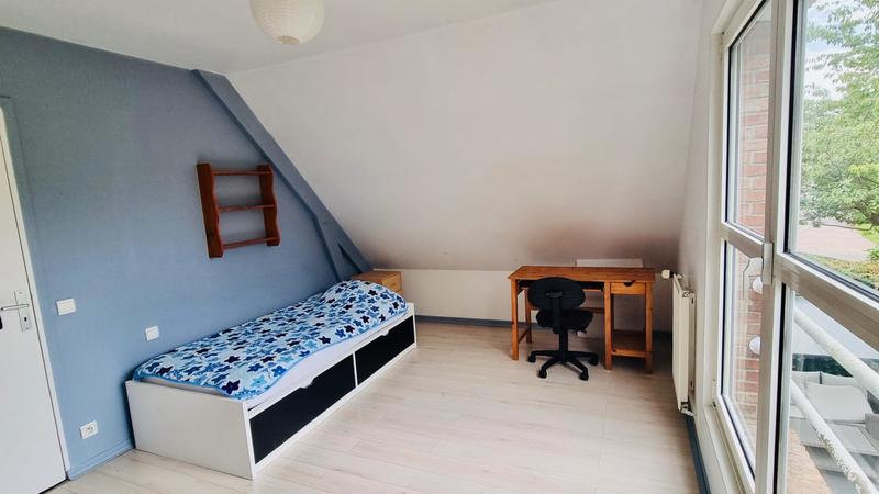 Maison - 210 m² - 7 pièces