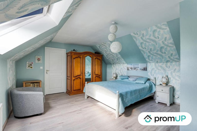 Maison - 137 m² - 5 pièces