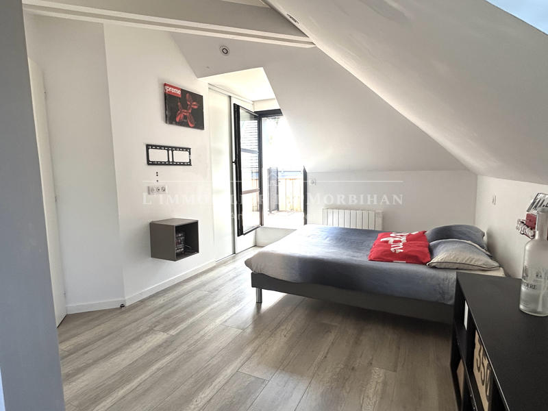 Maison - 205 m² - 8 pièces