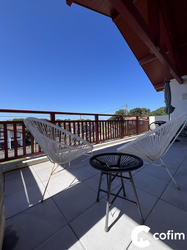 Appartement - 83 m² - 4 pièces