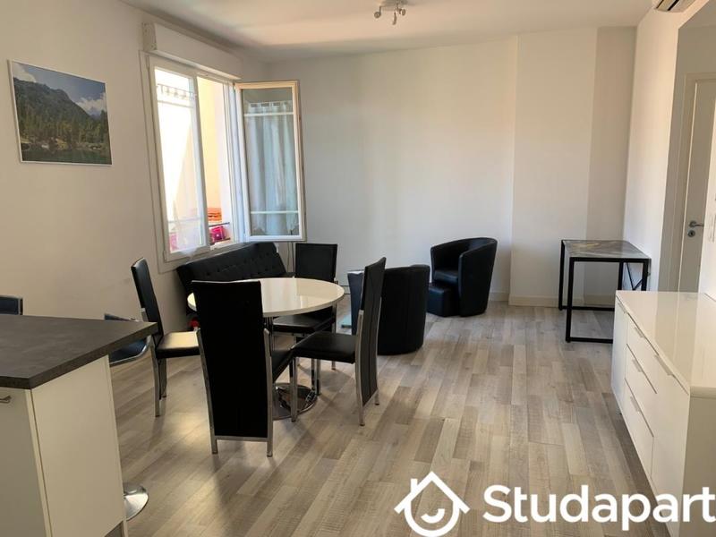 Appartement - 50 m² - 2 pièces