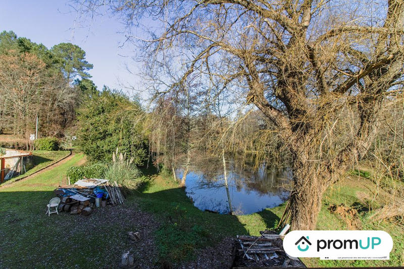 Local commercial - 691 m² - 18 pièces