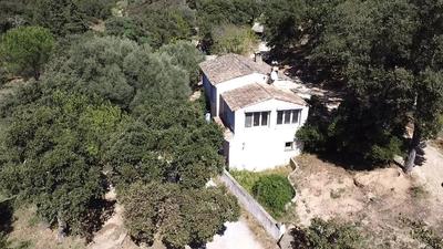 Maison - 200 m² - 6 pièces