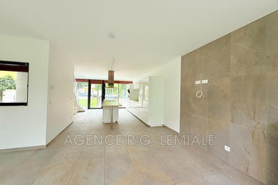 Maison - 101 m² - 5 pièces