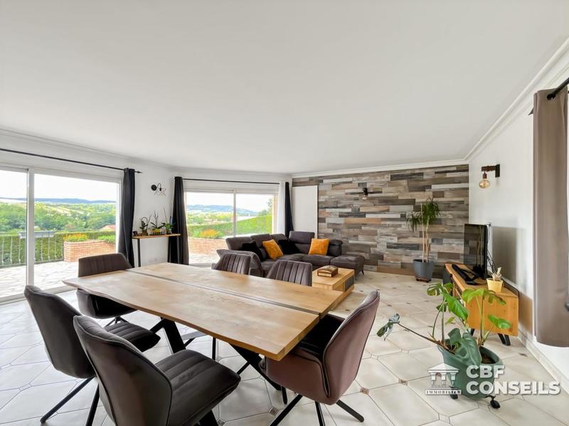 Villa - 206 m² - 7 pièces