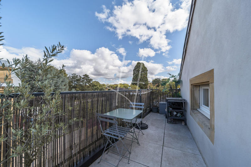 Appartement - 97 m² - 5 pièces