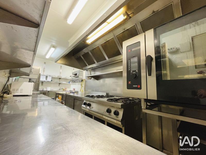 Local commercial - 161 m²