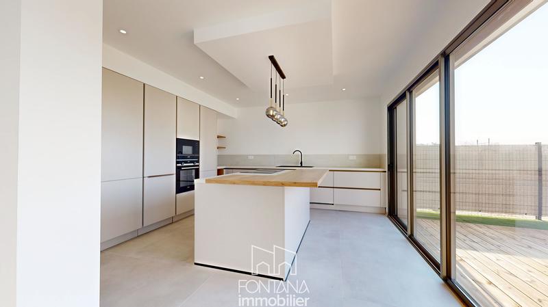 Maison - 164 m² - 6 pièces