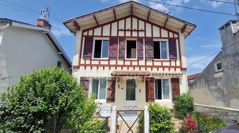 Maison - 105 m² - 5 pièces