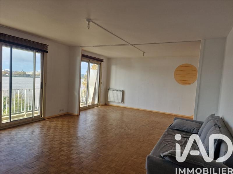 Appartement - 85 m² - 3 pièces