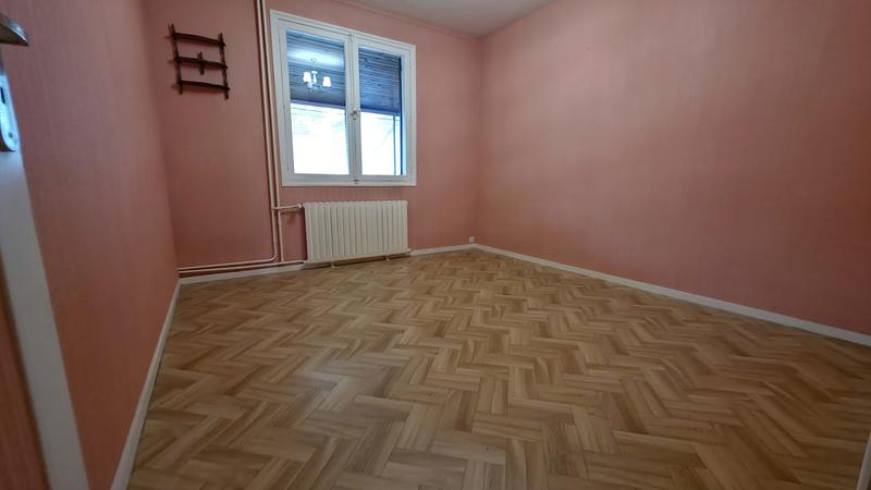 Maison - 91 m² - 8 pièces