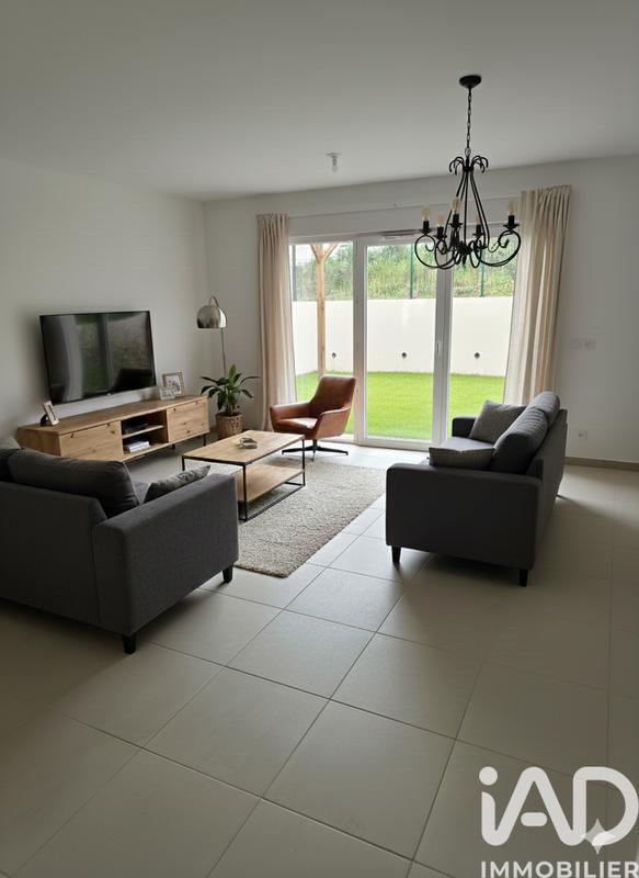 Maison - 97 m² - 5 pièces