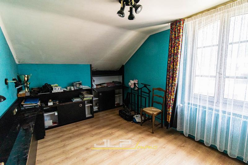 Maison - 194 m² - 8 pièces