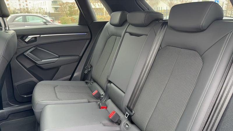 Audi Q3 II 2.0 Tdi 150 s-Tronic7 s line