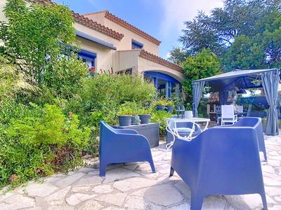 Maison - 123 m² - 4 pièces