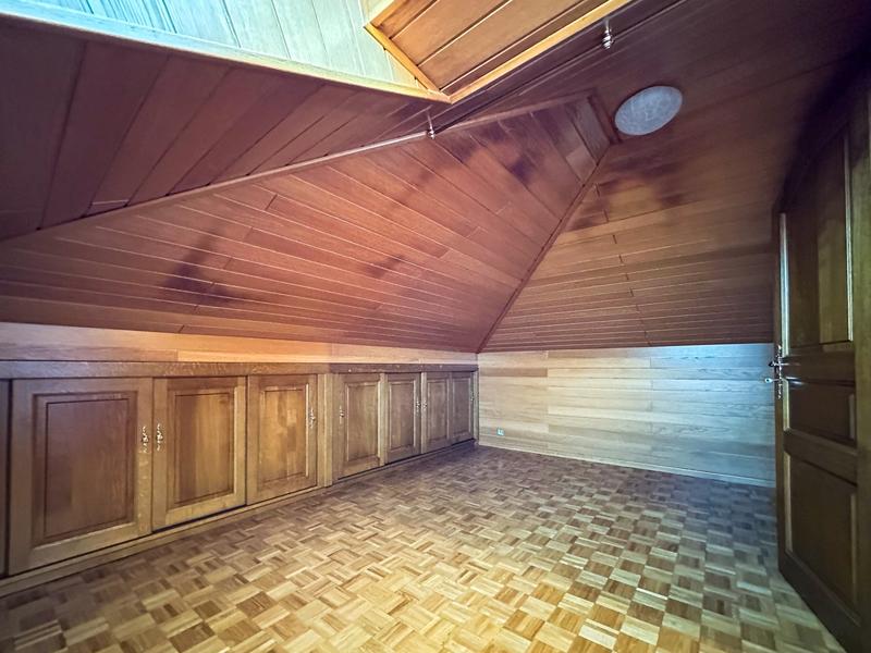 Maison - 150 m² - 8 pièces