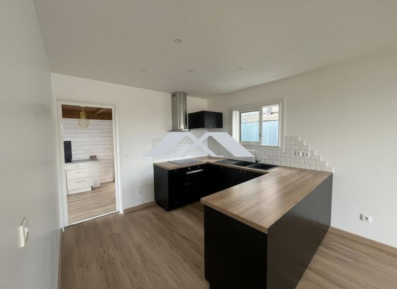 Maison - 76 m² - 3 pièces