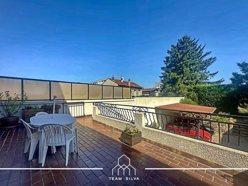 Maison - 194 m² - 5 pièces