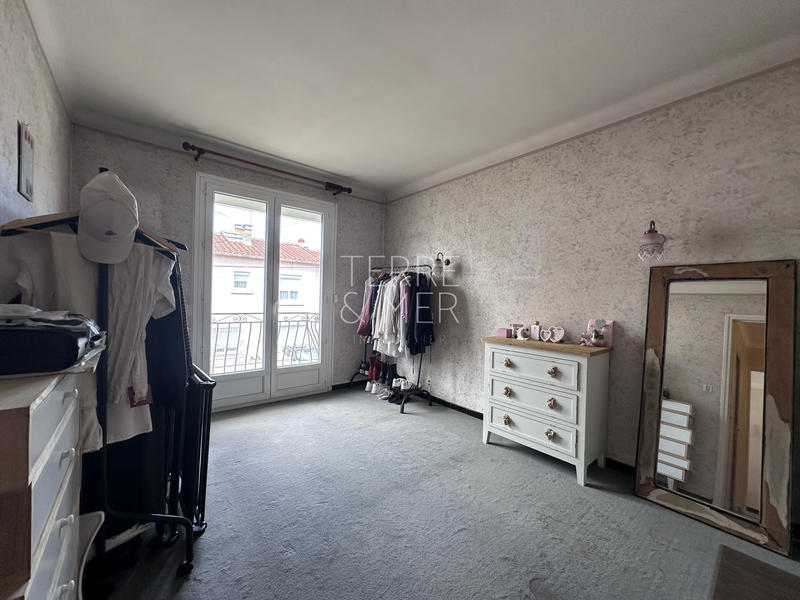 Appartement - 84 m² - 4 pièces