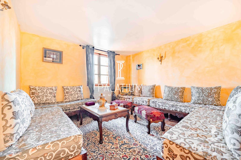 Villa - 203 m² - 6 pièces