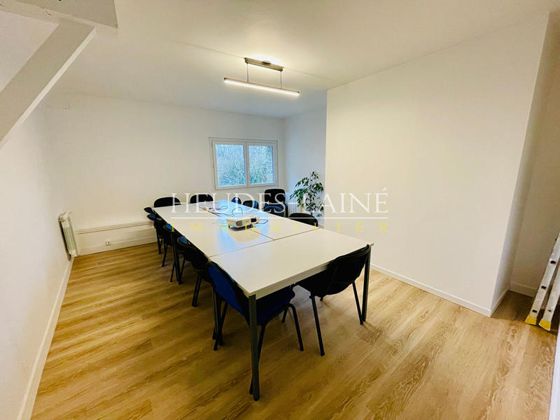 Local d'activités - 97 m²