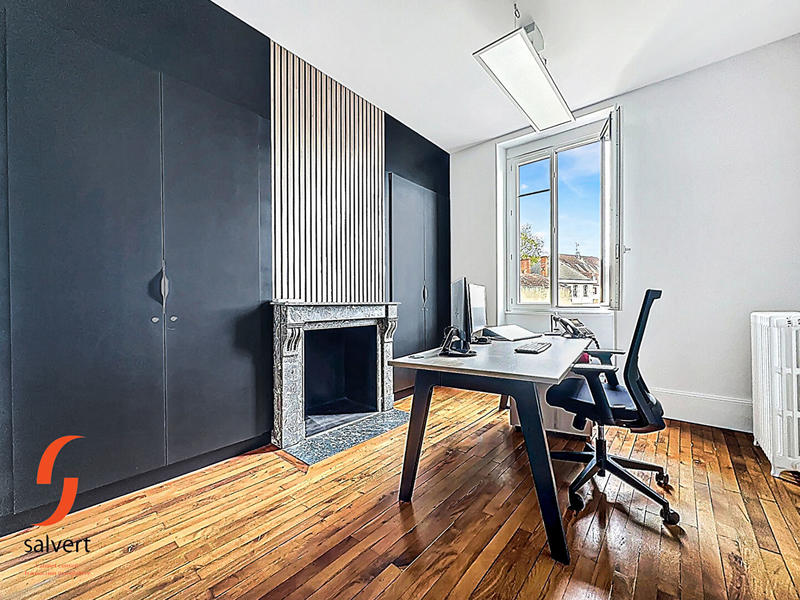 Bureau - 273 m² - 14 pièces