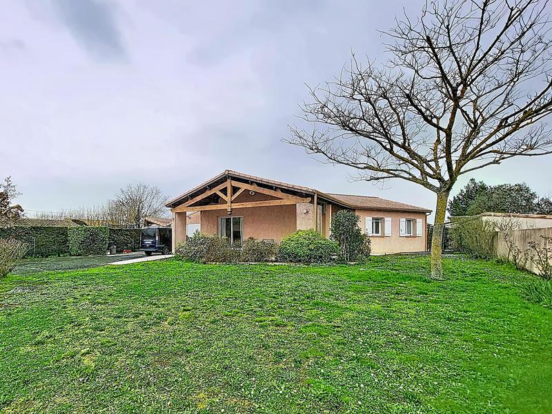 Maison - 99 m² - 4 pièces