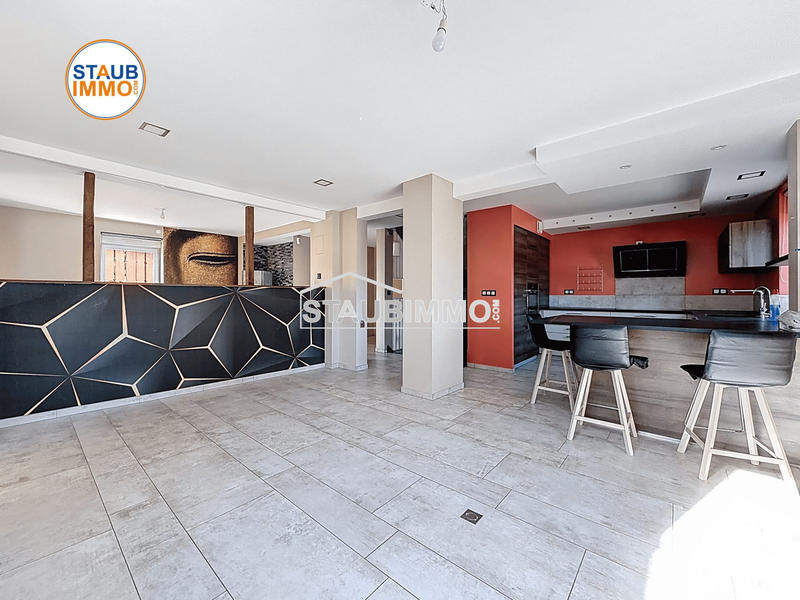 Maison - 95 m² - 5 pièces