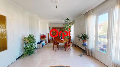 Appartement - 83 m² - 4 pièces