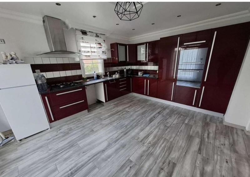 Maison - 122 m² - 5 pièces