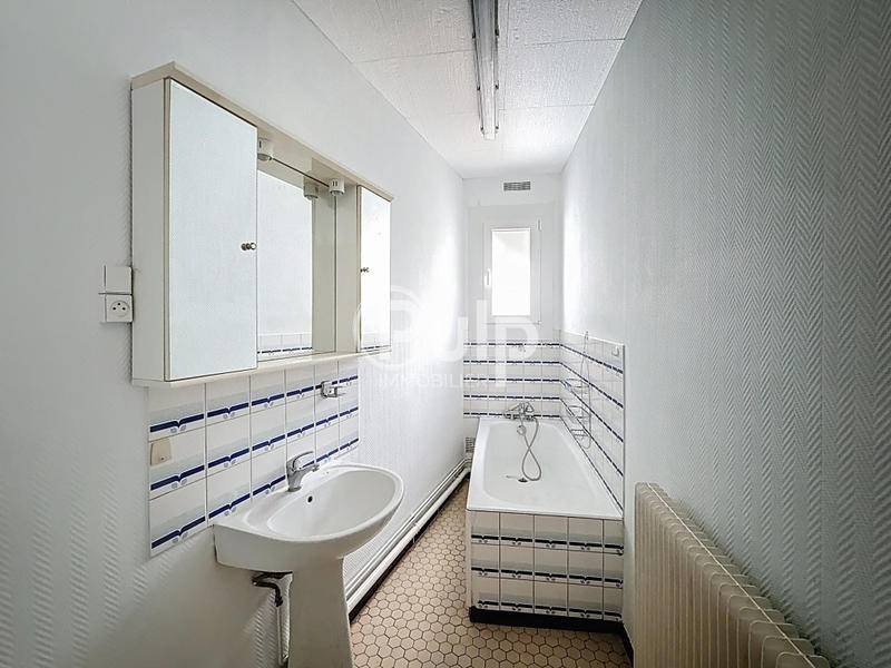 Immeuble - 106 m² - 6 pièces