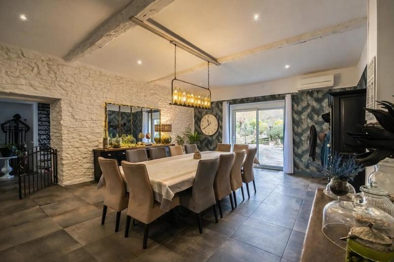 Moulin - 590 m² - 15 pièces