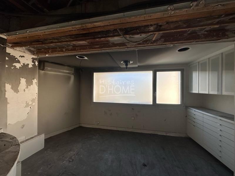 Immeuble - 239 m² - 10 pièces