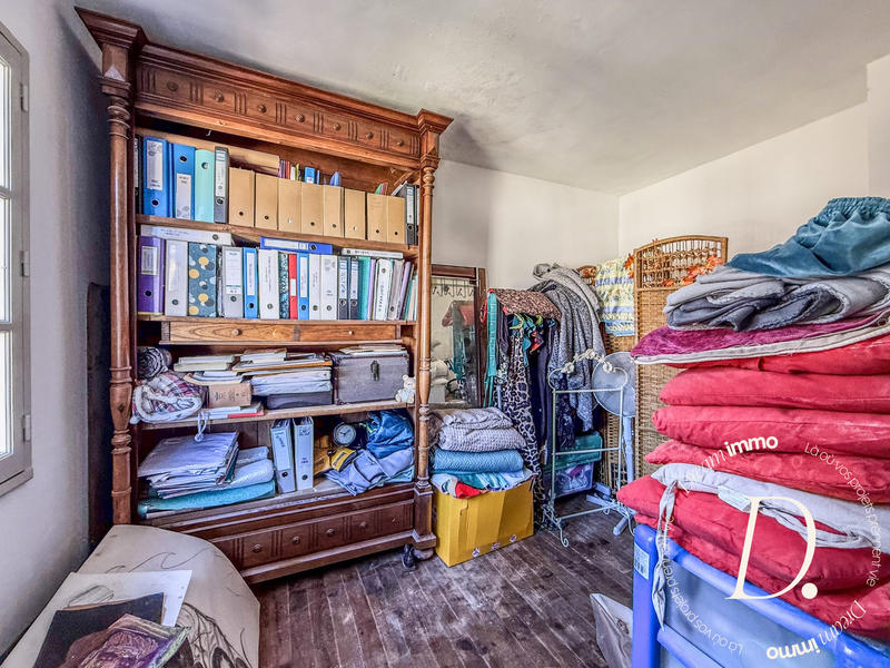 Maison - 168 m² - 8 pièces