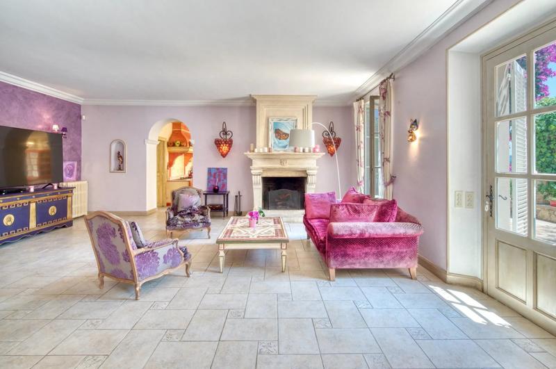 Villa - 277 m² - 7 pièces