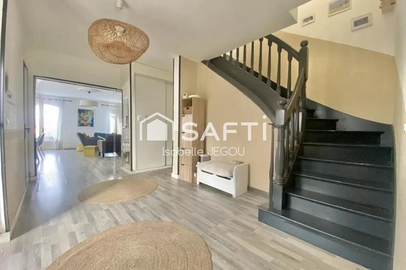 Villa - 329 m² - 9 pièces