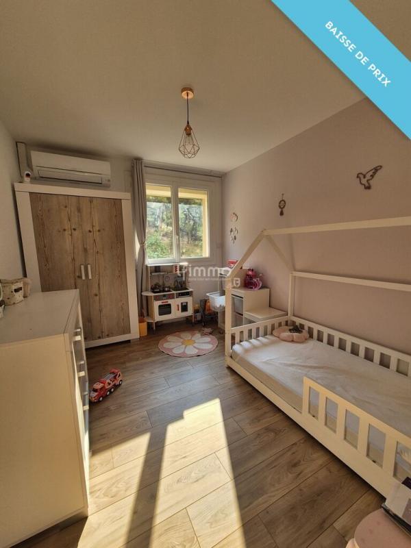 Appartement - 80 m² - 3 pièces