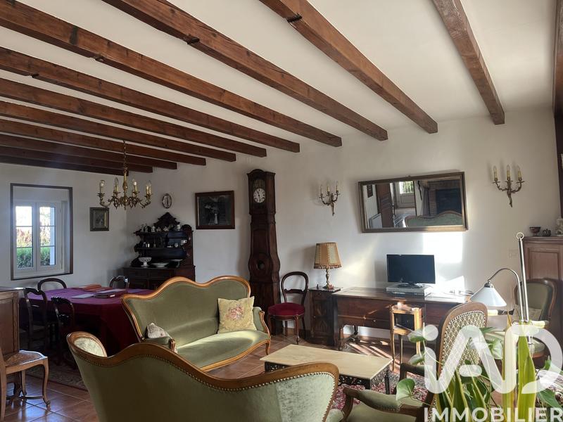 Maison - 195 m² - 9 pièces