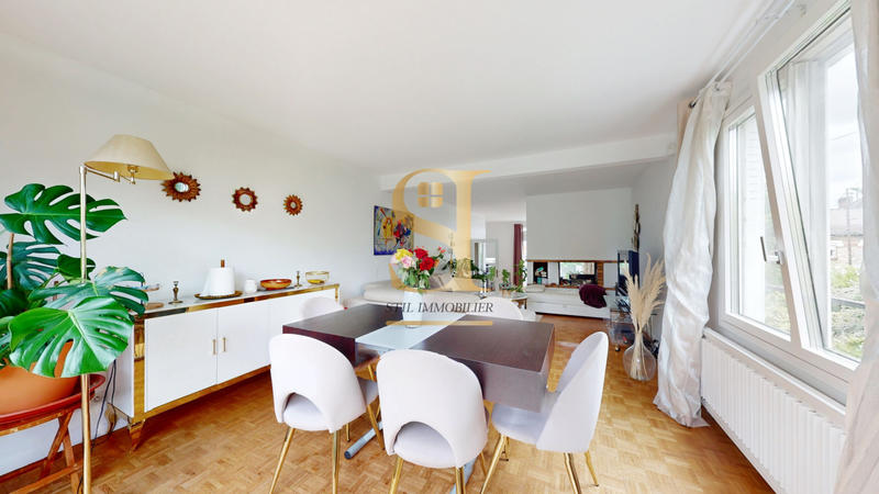 Maison - 141 m² - 6 pièces