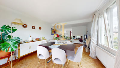 Maison - 141 m² - 6 pièces