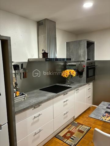 Appartement - 90 m² - 3 pièces